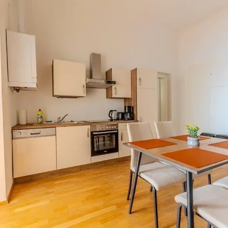 Deluxe Apartments Near The Center Krems an der Donau Exterior photo